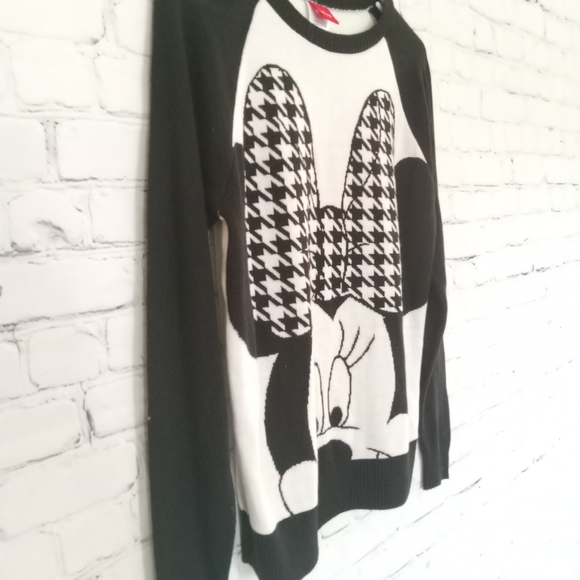 Disney size large sweater Minnie Mouse - Picture 3 of 15